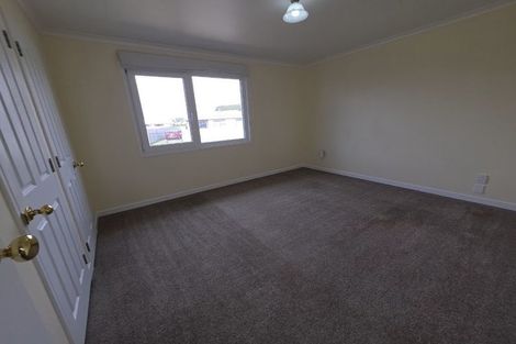 Photo of property in 5 Simcox Street, Otaki Beach, Otaki, 5512