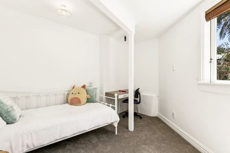 Photo of property in 210 Sydney Street West, Thorndon, Wellington, 6011