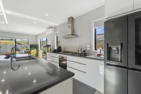 Photo of property in 15 Waikaka Place, Rototuna North, Hamilton, 3210