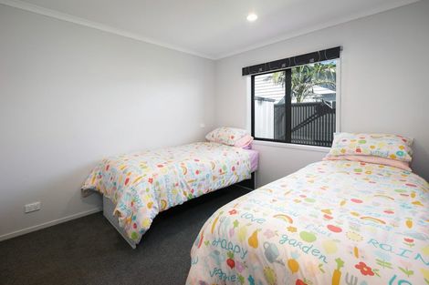 Photo of property in 21 Surfers Avenue, Waihi Beach, 3611