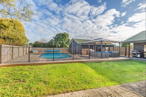 Photo of property in 16 Homewood Avenue, Levin, 5510