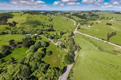 Photo of property in 617 Whakapirau Road, Whakapirau, Maungaturoto, 0583