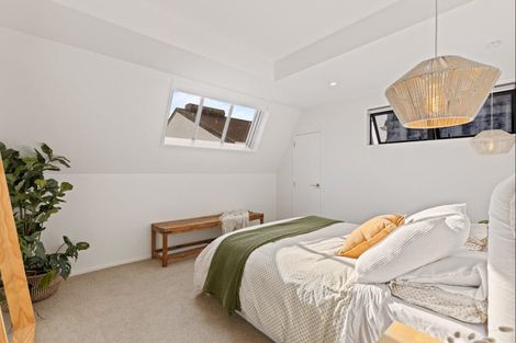 Photo of property in 19 Henui Street, Strandon, New Plymouth, 4312