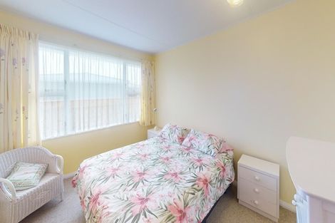 Photo of property in 28 Birmingham Street, Takaro, Palmerston North, 4412