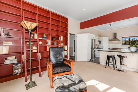 Photo of property in 6 Samwell Drive, Whitby, Porirua, 5024