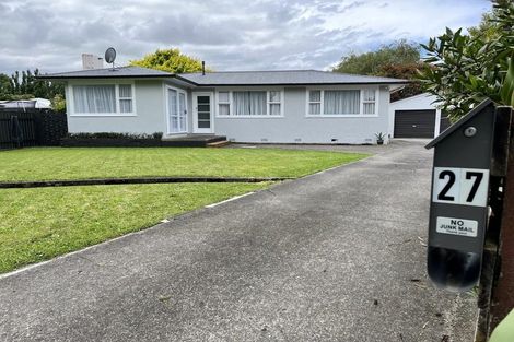 Photo of property in 27 Mokau Place, Terrace End, Palmerston North, 4410