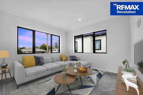 Photo of property in 21 Blanes Road, Weymouth, Auckland, 2103