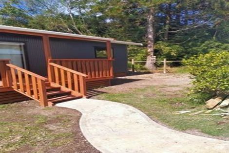 Photo of property in 28 Shoemaker Road, Waipu, 0510