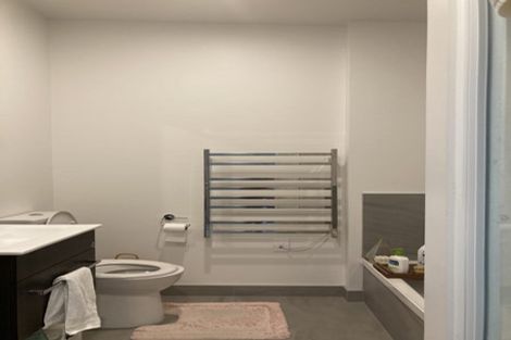 Photo of property in 17 Rua Kai Way, Brooklyn, Wellington, 6021