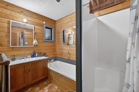 Photo of property in 35 Merlincote Crescent, Governors Bay, 8971