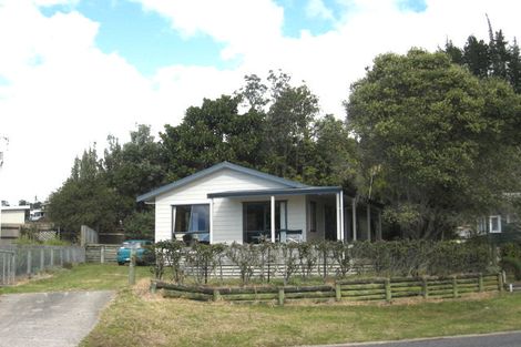 Photo of property in 52 Pepe Road, Tairua, 3508