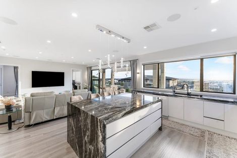 Photo of property in 13 Michael Richard Place, East Tamaki Heights, Auckland, 2016