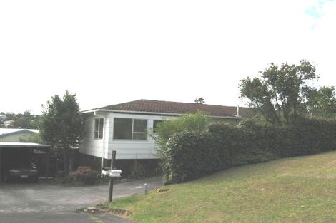 Photo of property in 1/34c Sunnynook Road, Sunnynook, Auckland, 0620