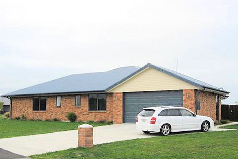 Photo of property in 5 Cressida Close, Rolleston, 7614