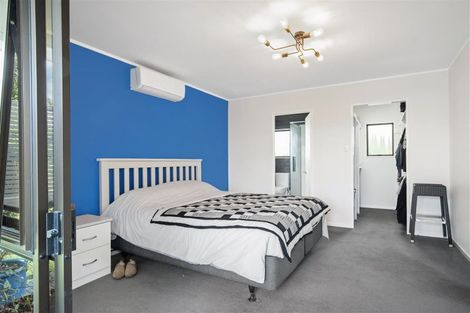 Photo of property in 59 Riverside Drive, Waiuku, 2123