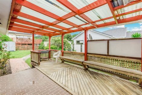 Photo of property in 13 Hookway Grove, Paraparaumu, 5032