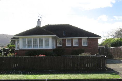 Photo of property in 39 Peck Street, Taita, Lower Hutt, 5011