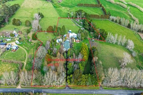 Photo of property in 96 Alfredton Road, Eketahuna, 4900