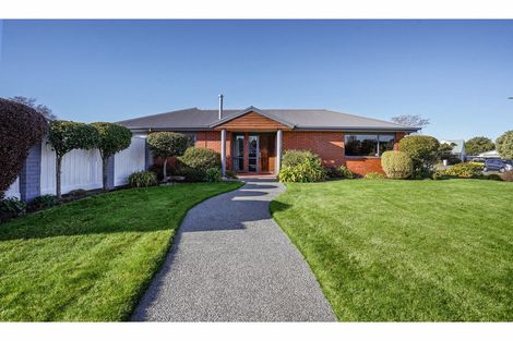 Photo of property in 1 Stanton Place, Woodend, 7610