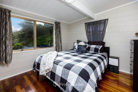 Photo of property in 52 Cypress Drive, Maungaraki, Lower Hutt, 5010