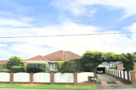 Photo of property in 35 Kashmir Avenue, Clouston Park, Upper Hutt, 5018