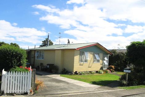 Photo of property in 3 Cole Grove, Wallaceville, Upper Hutt, 5018