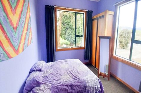 Photo of property in 2154 Ohai Clifden Highway, Eastern Bush, Otautau, 9682