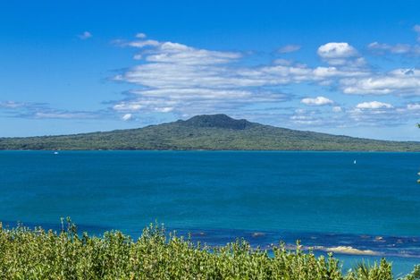 Photo of property in 54 Seacliffe Avenue, Belmont, Auckland, 0622