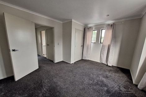 Photo of property in 11/4 Wallson Crescent, Wiri, Auckland, 2104