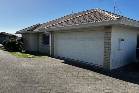 Photo of property in 15 Denny Hulme Drive, Mount Maunganui, 3116