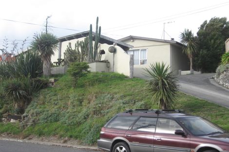 Photo of property in 104 Renown Road, Raumati South, Paraparaumu, 5032