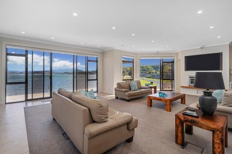 Photo of property in 182 Buffalo Beach Sh25 Road, Whitianga, 3510