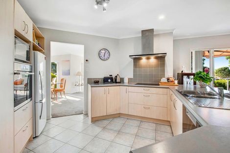 Photo of property in 1 Anchorite Way, Red Beach, 0932