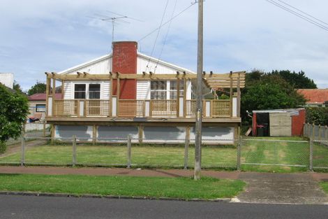 Photo of property in 97 Tripoli Road, Panmure, Auckland, 1072