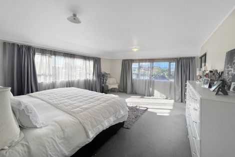 Photo of property in 55 Raglan Avenue, Cloverlea, Palmerston North, 4412