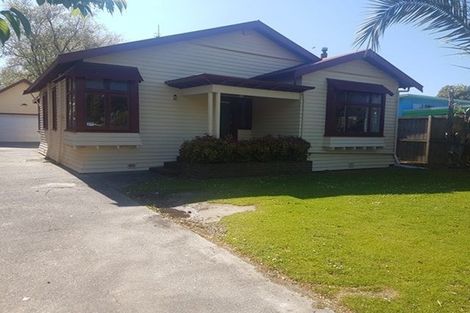 Photo of property in 15 Marne Street, Hokowhitu, Palmerston North, 4410