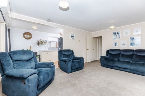 Photo of property in 27h Breckons Avenue, Nawton, Hamilton, 3200