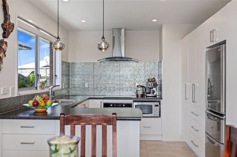 Photo of property in 24 Wickham Place, Hairini, Tauranga, 3112