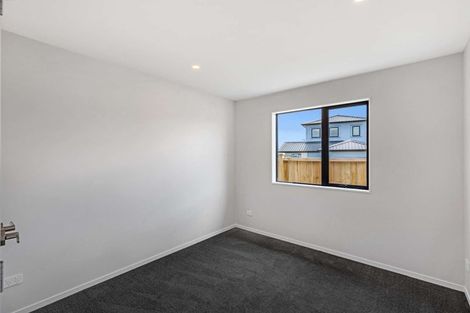 Photo of property in 4 Rorotu Avenue, Karaka, Papakura, 2113