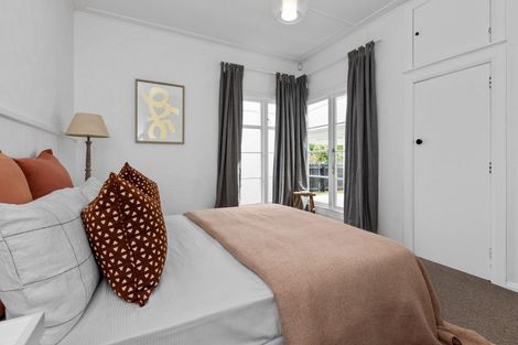 Photo of property in 50 Brookvale Road, Havelock North, 4130