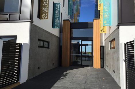 Photo of property in Frank Sargeson Apts, 104/74 Anzac Street, Takapuna, Auckland, 0622