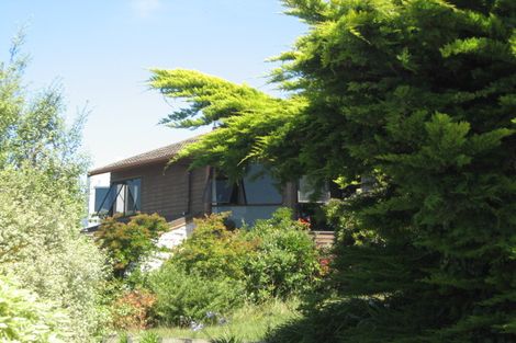 Photo of property in 5 Clovelly Place, Westmorland, Christchurch, 8025