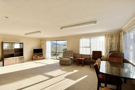 Photo of property in 2/195 Princes Street, Strathern, Invercargill, 9812