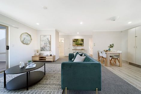 Photo of property in 8 Lockington Avenue, Henderson, Auckland, 0612