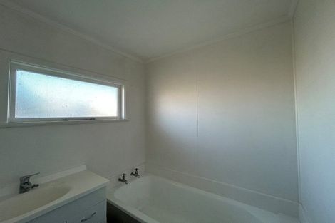 Photo of property in 52 Murphy Road, Taradale, Napier, 4112