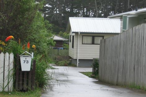 Photo of property in 73 Farquhar Road, Glendene, Auckland, 0602