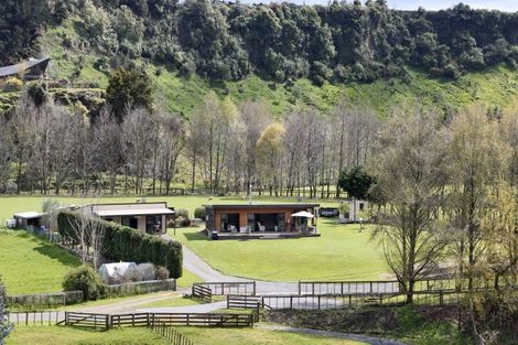 Photo of property in 193 Rowes Road, Hunterville, 4785