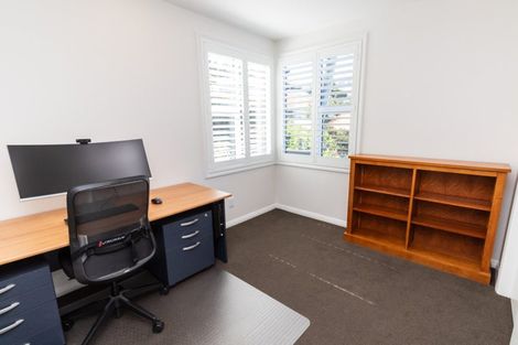 Photo of property in 131 Seatoun Heights Road, Miramar, Wellington, 6022