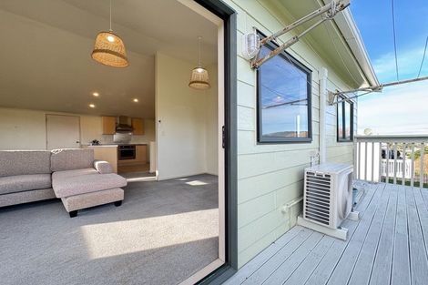 Photo of property in 36 Morere Street, Titahi Bay, Porirua, 5022