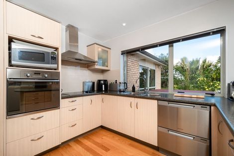 Photo of property in 15 Hendrika Court, Hobsonville, Auckland, 0618